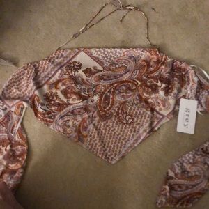brand new, never worn grey bandit scarf top